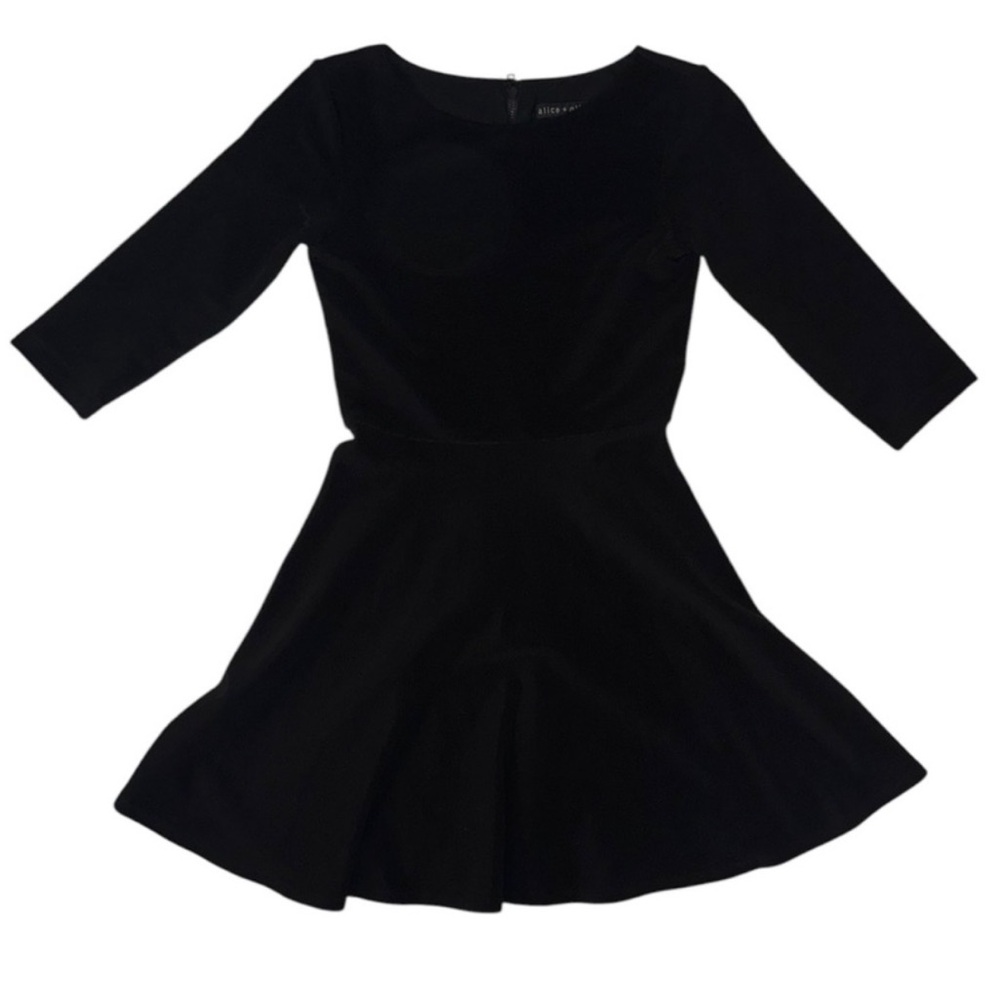 Alice + Olivia Black Round Neck 3/4 sleeve Cocktail Dress Fit and Flare size 8